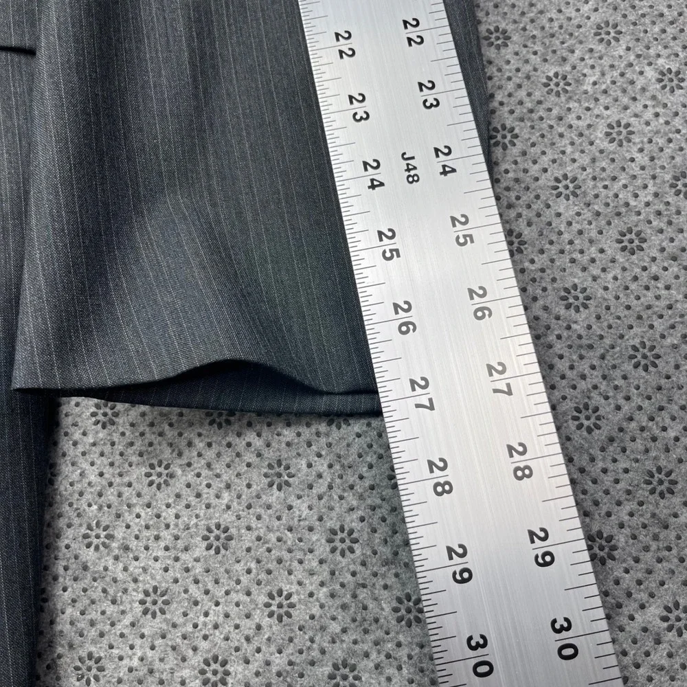 Jos A Bank Mens Suit 44L 2Pcs W38xL33 100% Wool Grey Pinstripe Business Formals